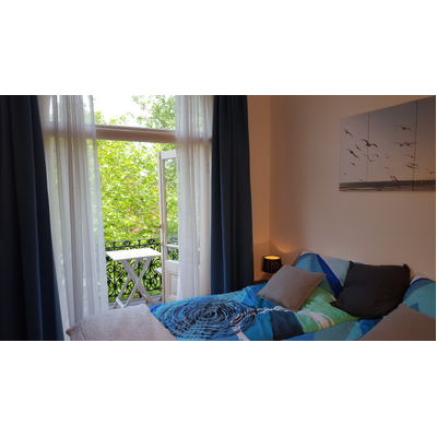 Comfortabele kamer met twee eenpersoonsbedden en balkon in Citylodge Zwolle